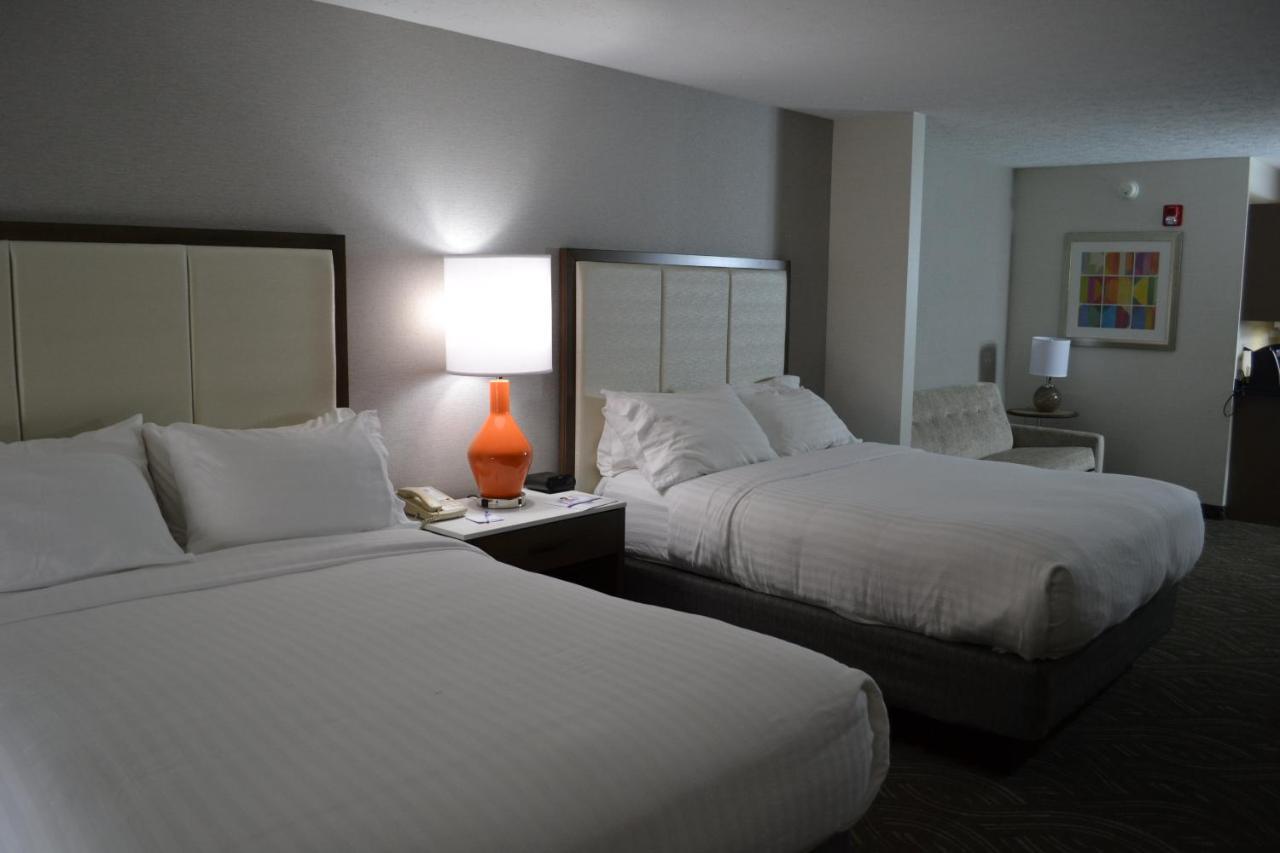 Holiday Inn Express Hotel & Suites Kent State University Esterno foto